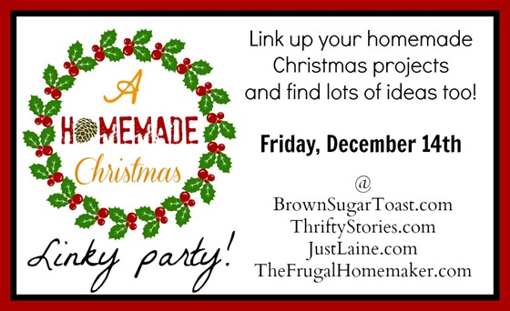 A Homemade Christmas linky party button