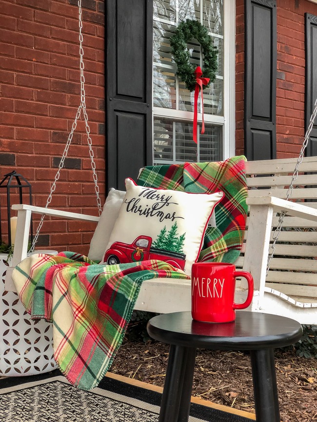 Classic Christmas front porch -37