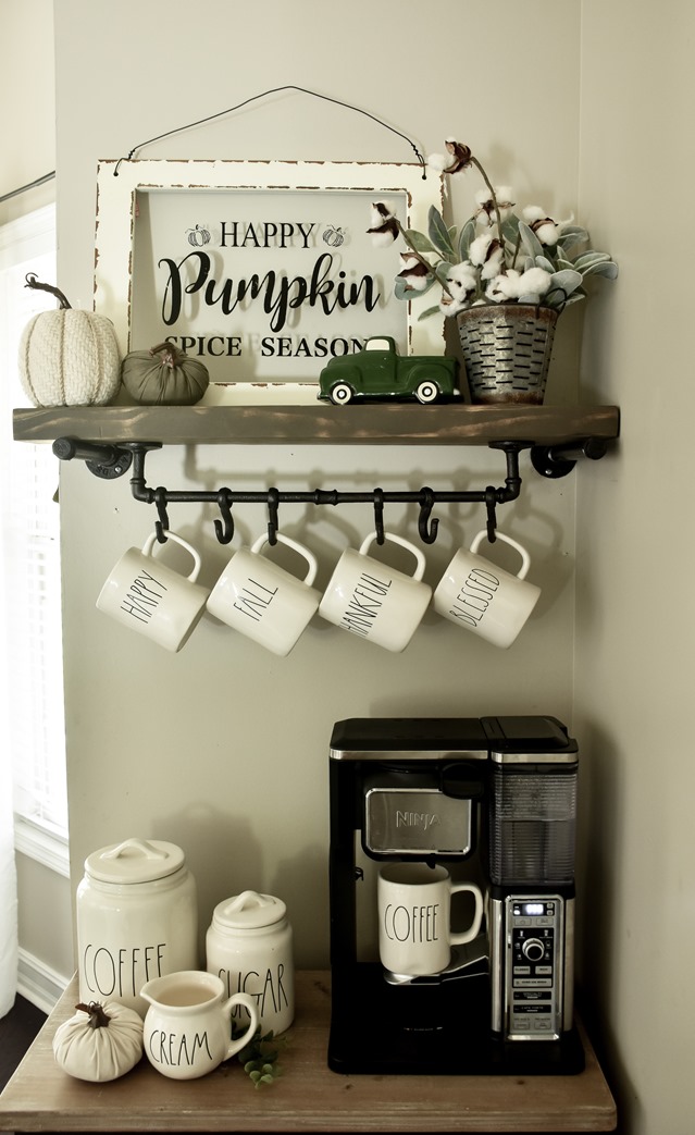 Cozy and Neutral Farmhouse Fall Tour (33 of 35)