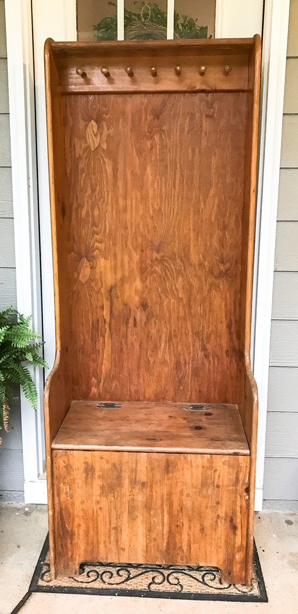 DIY Farmhouse Hall Tree (entryway bench) (1 of 10) DIY Farmhouse Hall Tree (entryway bench) (1 of 10)
