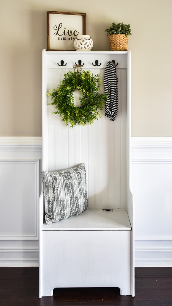 DIY Farmhouse Hall Tree (entryway bench) (3 of 10) DIY Farmhouse Hall Tree (entryway bench) (3 of 10)