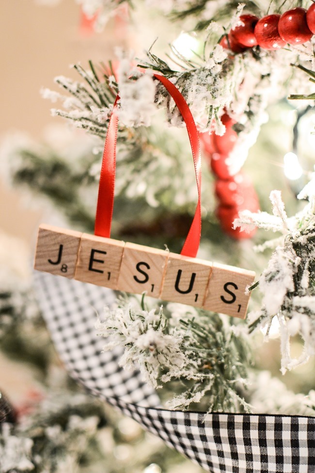 DIY Scrabble Letter Ornaments-12 DIY Scrabble Letter Ornaments-12