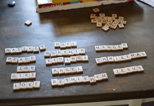 DIY Scrabble Letter Ornaments-2 DIY Scrabble Letter Ornaments-2