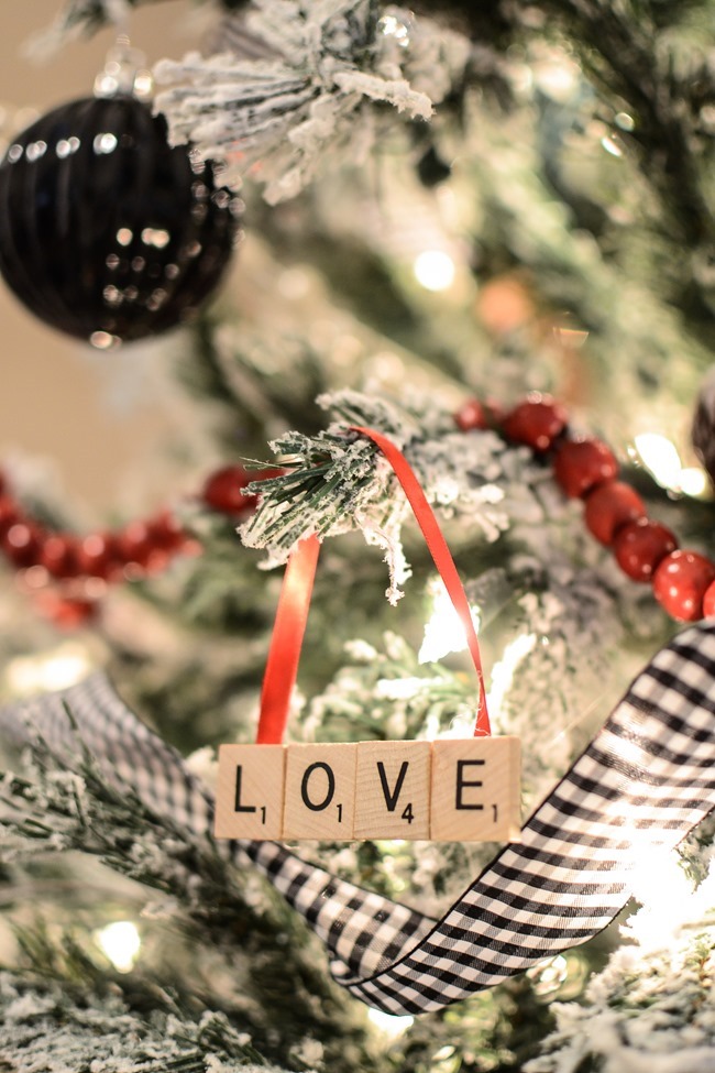 DIY Scrabble Letter Ornaments-6 DIY Scrabble Letter Ornaments-6