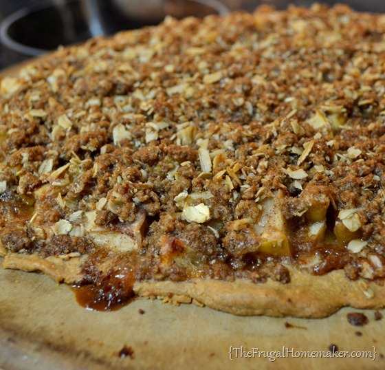 Apple Crisp Pizza
