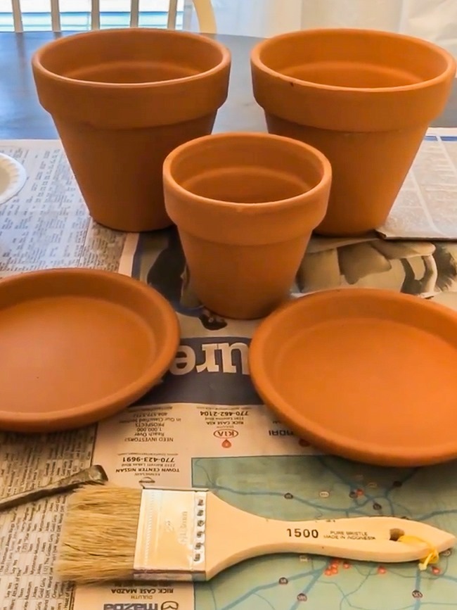 How to age Terra Cotta pots plus a simple spring centerpiece-26