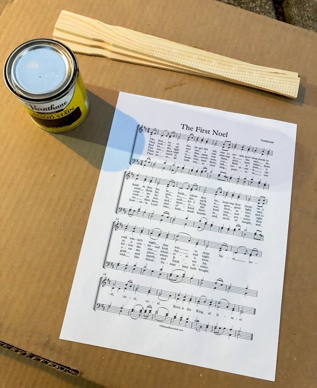 How to make a DIY Christmas music page wall hanging or ornament-14