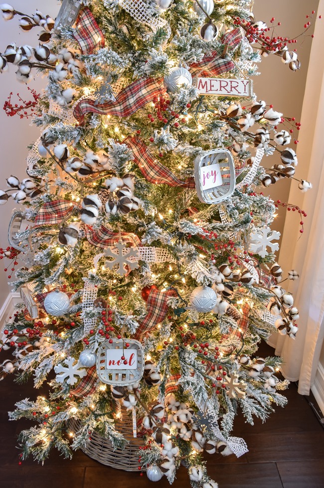 Plaid Farmhouse Christmas Tree and Mantel (25 of 43)