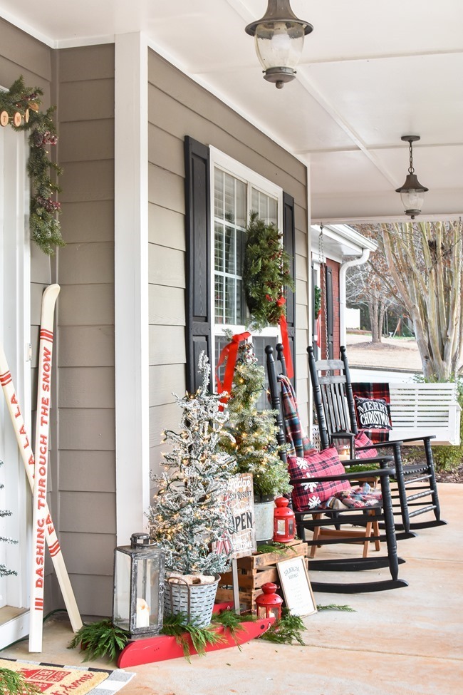 Ski Lodge Inspired Farmhouse Christmas Front Porch-10[3]