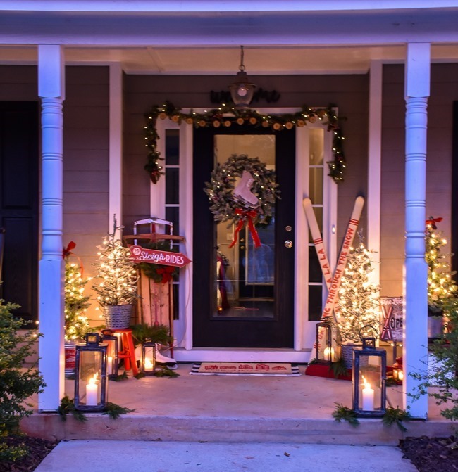 Ski Lodge Inspired Farmhouse Christmas Front Porch-24[3]